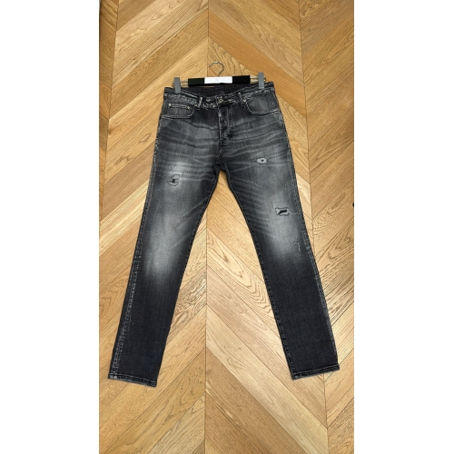 Jean REF 4